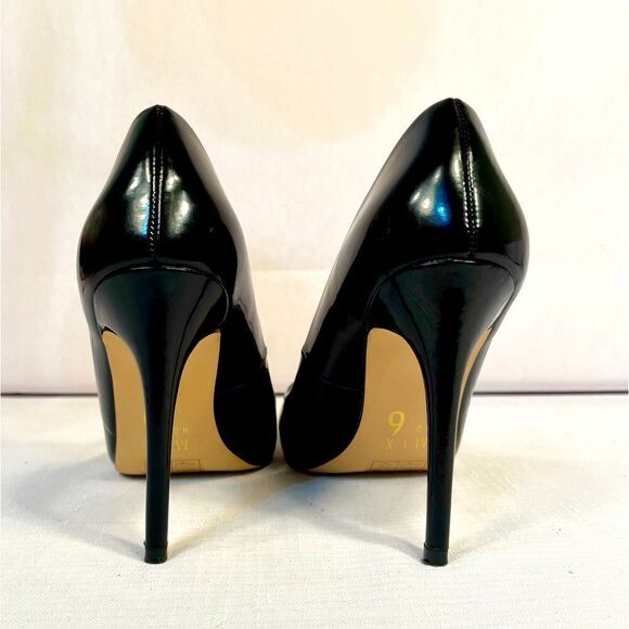 BLACK-PATENT 4” STILETTOS by MIX NO. 6 SIZE 8 WORN ONCE EXTRA HEWL PROTECTORS - Picture 2 of 7